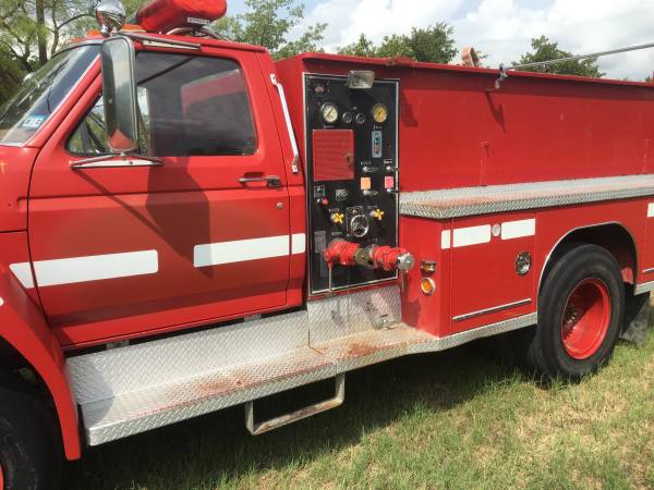 1982 Ford F600 Fire Truck great for advertising or property... for sale in Clyde , TX – photo 2