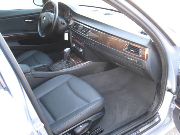 *$995 Down & *$269 Per Month on this sporty 2009 BMW 3 SERIES 328i! for sale in Modesto, CA – photo 14