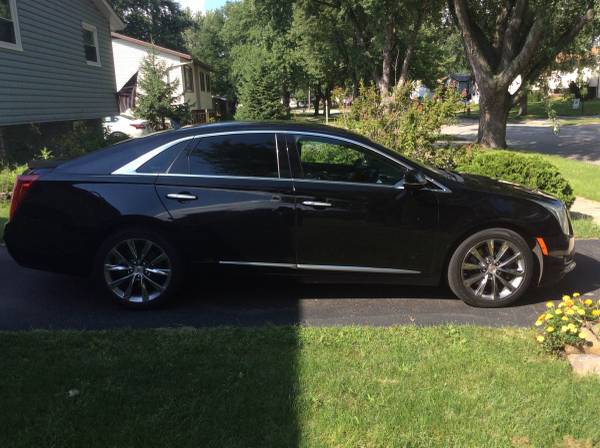 2014 Cadillac XTS - cars & trucks - by owner - vehicle automotive sale for sale in Schaumburg, IL – photo 2