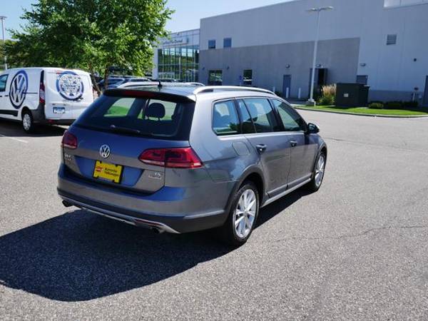 2017 Volkswagen Golf Alltrack S for sale in Burnsville, MN – photo 11