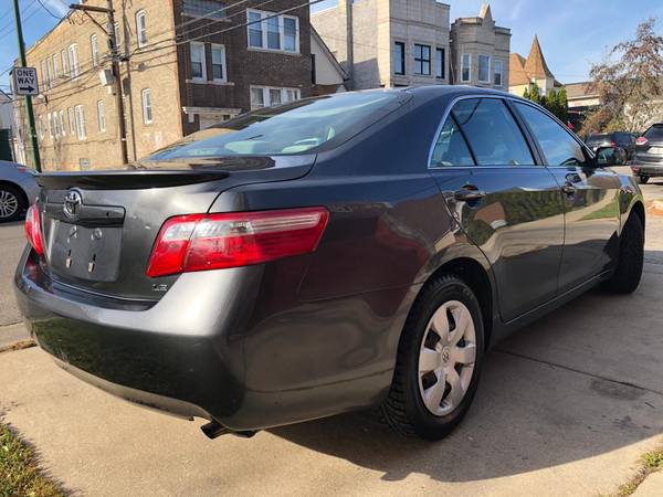 2009 toyota Camry LE - cars & trucks - by owner - vehicle automotive... for sale in Chicago, IL – photo 3