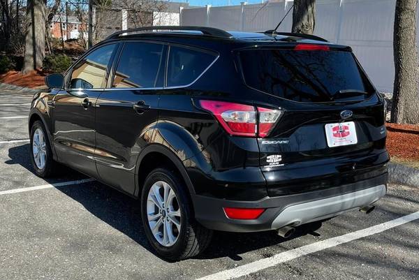 2018 Ford Escape SE AWD 4dr SUV EVERYONE IS APPROVED! - cars & for sale in Salem, MA – photo 6