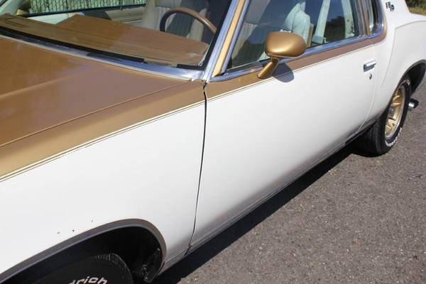 Lot 126 - 1979 Oldsmobile Cutlass Hurst W-30 Lucky Collector Car for sale in Hudson, FL – photo 7