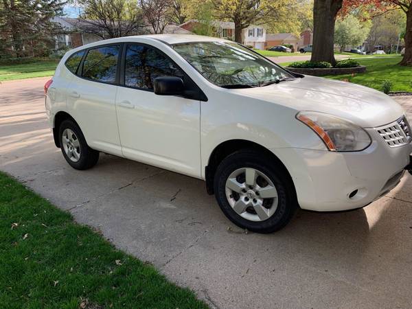 2009 Nissan Rogue S Great Shape FOR SALE for sale in Lincoln, NE – photo 2