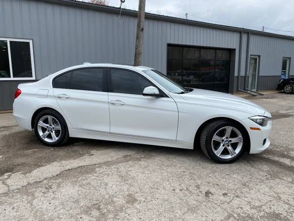 2015 BMW 3 Series 328i XDrive Sedan ONLY 48, 000 MILES - cars & for sale in CENTER POINT, IA – photo 2