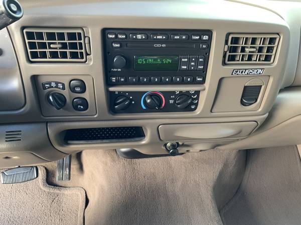 2001 Ford Excursion 4X4 Limited 6 8L V10 GAS Loaded LOW MILES - cars for sale in Sacramento , CA – photo 14