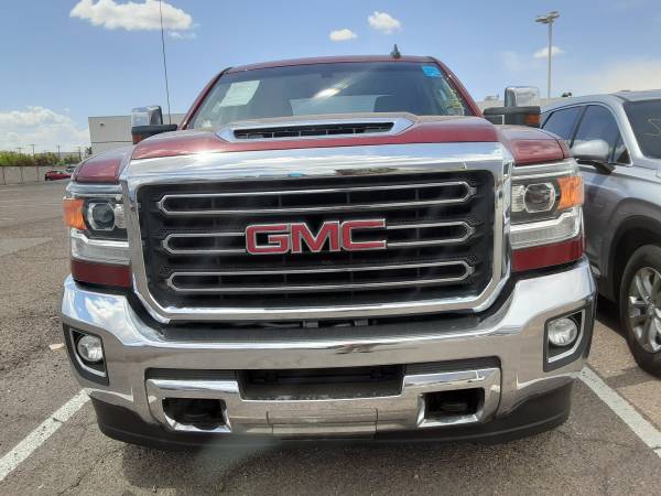 2019 GMC SIERRA 2500HD 4WD CREW CAB SLT - - by dealer for sale in Albuquerque, NM – photo 2