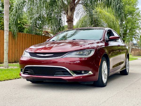 2015 CHRYSLER 200 - - by dealer - vehicle automotive for sale in Fort Lauderdale, FL – photo 4