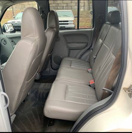 2006 Jeep Liberty Sport 4dr SUV 4WD - - by dealer for sale in Depew, NY – photo 13