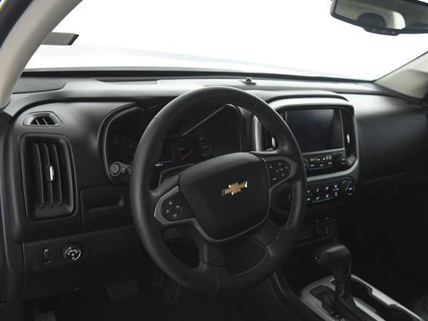 2015 Chevy Chevrolet Colorado Crew Cab LT Pickup 4D 5 ft pickup Black for sale in Atlanta, TN – photo 2