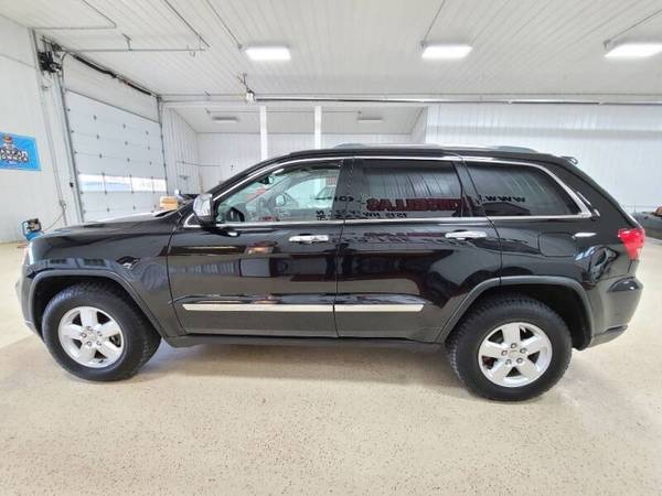 2012 JEEP GRAND CHEROKEE LAREDO - - by dealer for sale in Rochester, MN – photo 4