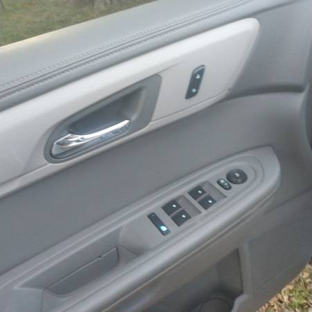 2015 Chevy Traverse 1LT 8 passenger 85K mi. - cars & trucks - by... for sale in Okmulgee, OK – photo 17