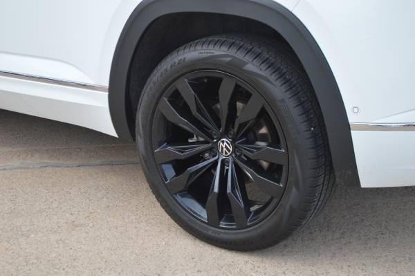2020 Volkswagen Atlas Cross Sport SEL Premium - - by for sale in Burkburnett, TX – photo 2