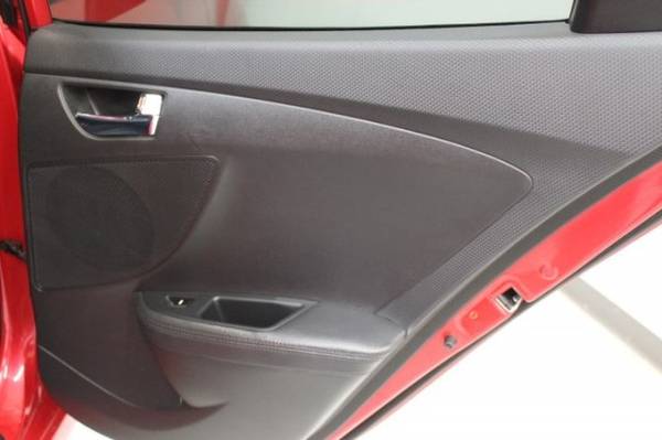 2015 Hyundai Veloster RE:FLEX coupe Boston Red Metallic for sale in Nampa, ID – photo 15