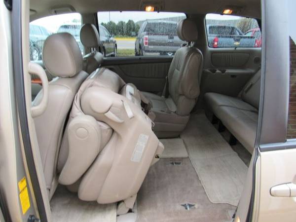 2008 Toyota Sienna - 3mo/3000 mile warranty!! - cars & trucks - by... for sale in York, NE – photo 13