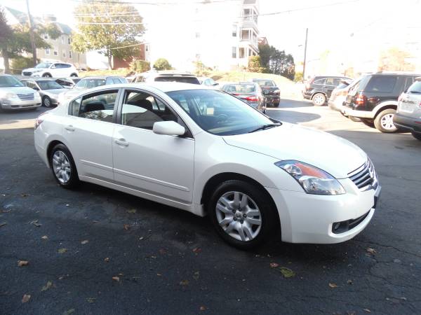 2009 Nissan Altima - cars & trucks - by dealer - vehicle automotive... for sale in New Britain, CT – photo 2