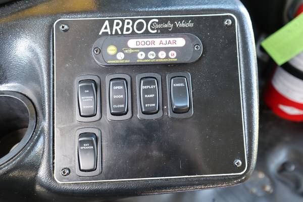2015 Chevrolet G4500 ARBOC Spirit of Mobility 15 Passenger Shuttle for sale in Other, AR – photo 13