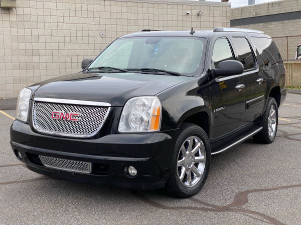 2008 GMC YUKON XL DENALI - cars & trucks - by owner - vehicle... for sale in Trumbull, NY – photo 4