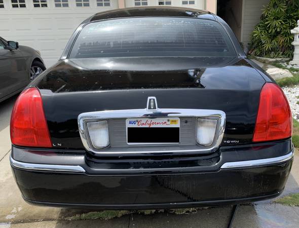 Lincoln Town Car for sale in Gardena, CA – photo 5