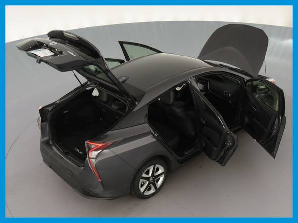 2018 Toyota Prius Three Touring Hatchback 4D hatchback Gray for sale in Dallas, TX – photo 19
