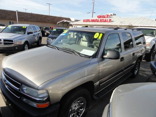 2001 CHEVROLET SUBURBAN 4X4 - - by dealer - vehicle for sale in Gridley, CA – photo 4