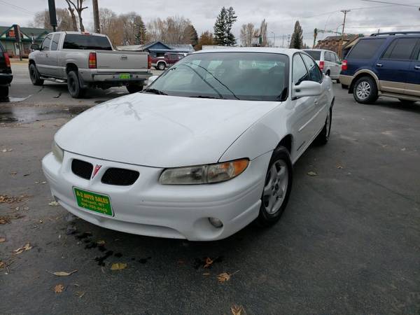 2001 PONTIAC GRAND PRIX - cars & trucks - by dealer - vehicle... for sale in Kalispell, MT – photo 2