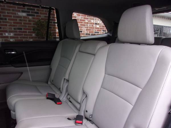 2016 Honda Pilot Touring AWD Seats-8, 71k Miles, 1 Owner, Loaded for sale in Franklin, NH – photo 11