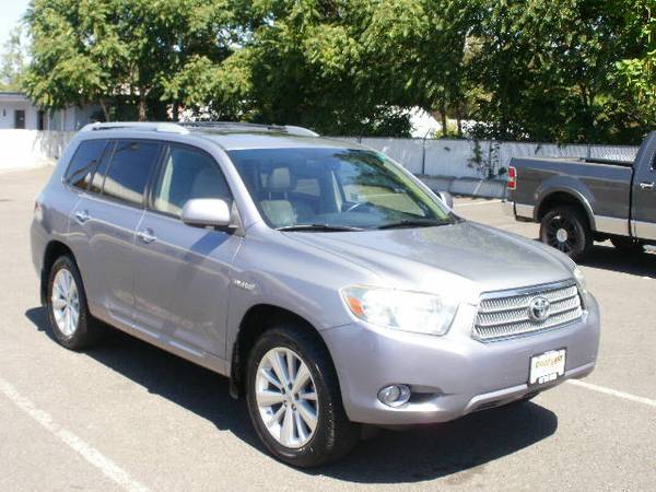 TOYOTA HIGHLANDER LIMITED AWD - HOME OF "YES WE CAN" FINANCING -... for sale in Medford, OR – photo 3
