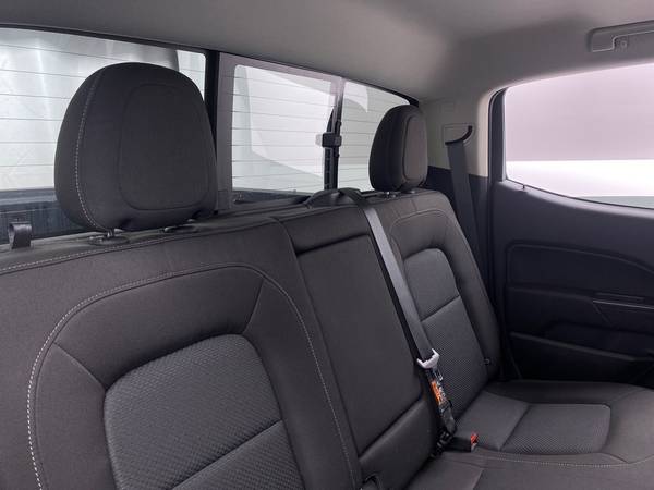 2018 Chevy Chevrolet Colorado Crew Cab LT Pickup 4D 5 ft pickup Red... for sale in Park Ridge, IL – photo 19