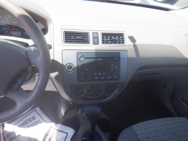 2007 Ford Focus SES - - by dealer - vehicle automotive for sale in Des Moines, IA – photo 10