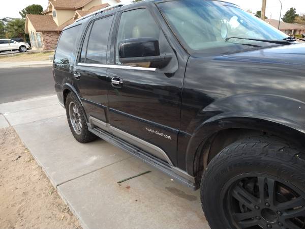04 lincoln navigator - cars & trucks - by owner - vehicle automotive... for sale in Las Cruces, NM – photo 3