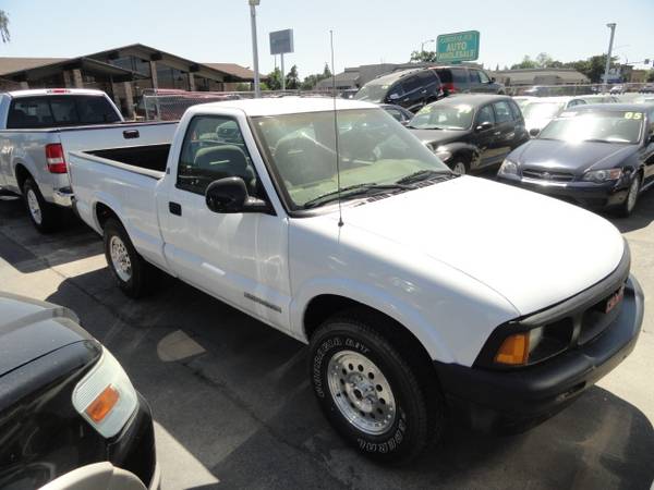 1995 GMC SONOMA 4X4 PICKUP - - by dealer - vehicle for sale in Gridley, CA – photo 2