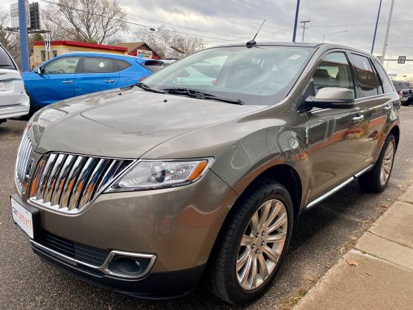 2012 Lincoln MKX V6 AWD Leather Sunroof Heated Seats Loaded Clean... for sale in Wausau, WI – photo 3