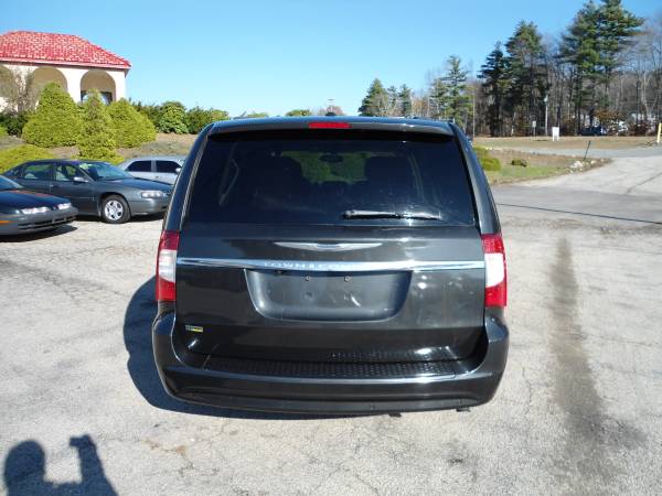Chrysler Town Country Van Leather New Tires **1 Year Warranty** -... for sale in hampstead, RI – photo 7