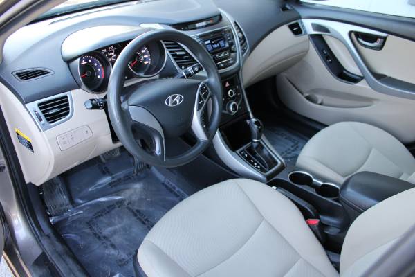 2015 Hyundai Elantra SE 4dr Sedan, Low Miles, Great on Gas - cars &... for sale in Omaha, IA – photo 9