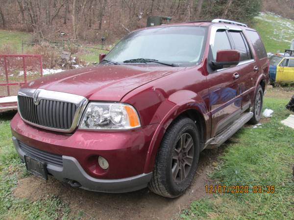 2004 Lincoln Navigator 4 wheel drive - cars & trucks - by owner -... for sale in New Philadelphia, OH – photo 3
