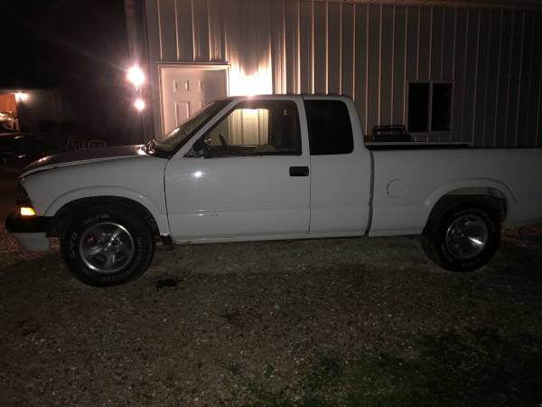 2 trucks +parts $1500 clean tittles - cars & trucks - by owner -... for sale in Troy, MO – photo 5