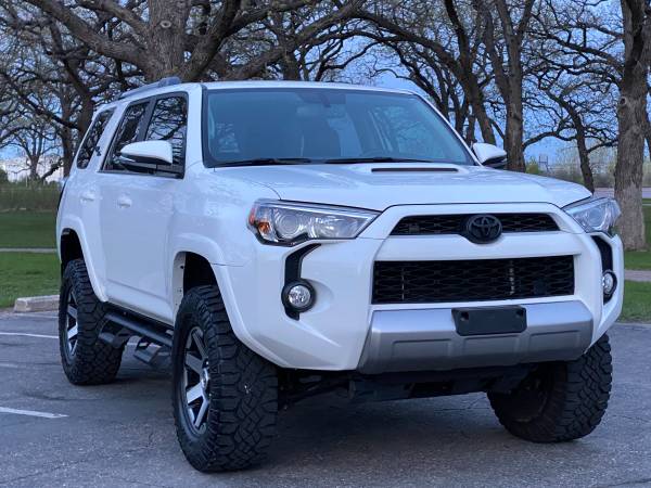 2018 TOYOTA 4RUNNER TRD OFF ROAD PREMIUM 4X4 - - by for sale in Shakopee, MN – photo 3
