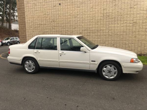 1997 VOLVO 960 GREAT CONDITION - RARE - - by dealer for sale in Philadelphia, PA – photo 2