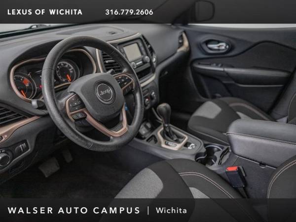 2016 Jeep Cherokee Altitude, Sport Appearance Plus Package for sale in Wichita, KS – photo 20