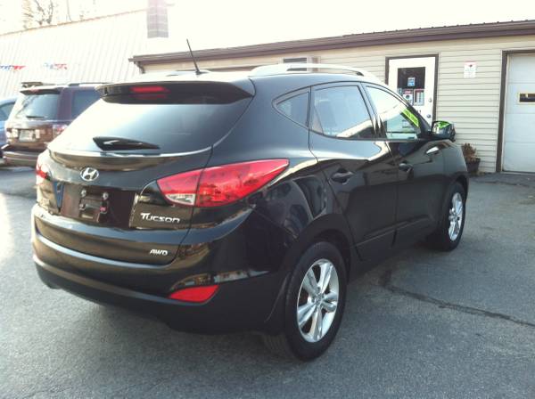 2010 Hyundai Tucson 4-Door - cars & trucks - by dealer - vehicle... for sale in Columbia, PA – photo 6