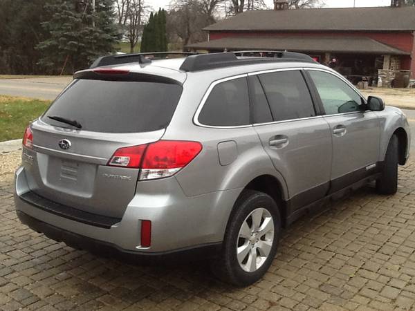 2011 Subaru Outback 2.5i Limited - cars & trucks - by dealer -... for sale in west union, IA – photo 6