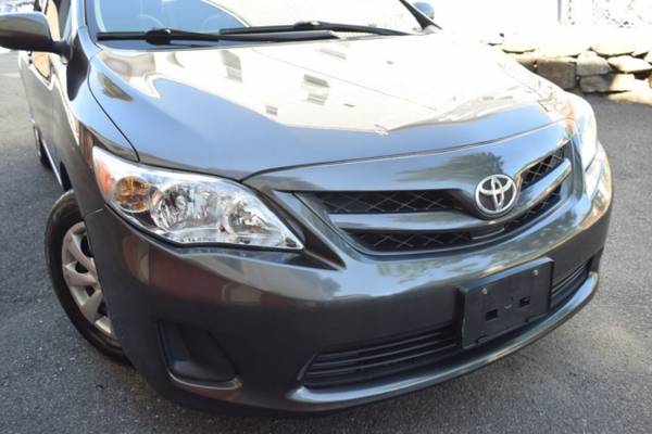 *2011* *Toyota* *Corolla* *LE 4dr Sedan 4A* - cars & trucks - by... for sale in Paterson, NJ – photo 3
