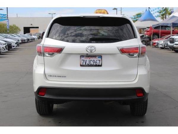 2016 Toyota Highlander LE V6 - SUV for sale in El Centro, CA – photo 6