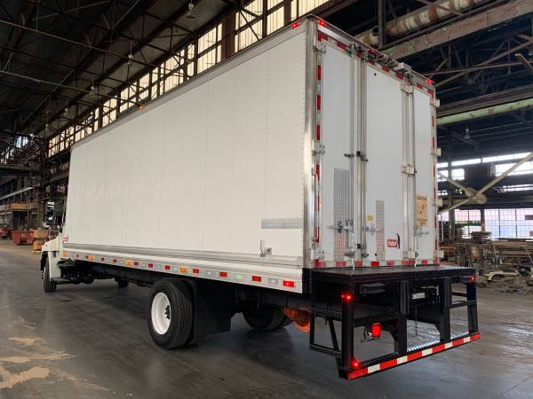 2013 Hino 338 7.6L Turbo Diesel 26ft Reefer Box Truck Pull Out Ramp... for sale in Lebanon, MD – photo 3