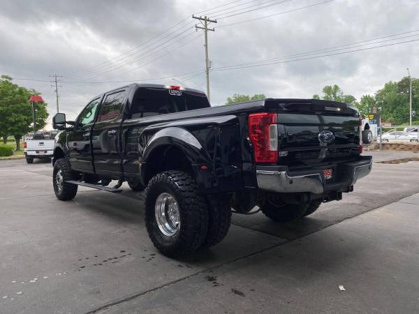 2017 Ford F-350 F350 F 350 Super Duty Lariat 4x4 4dr Crew Cab 8 ft for sale in Charlotte, NC – photo 5