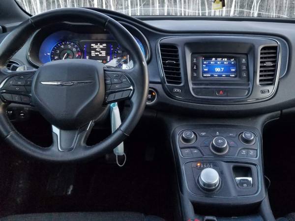 Chrysler 2015 200s Sedan 4d - cars & trucks - by owner - vehicle... for sale in Fort Greely, AK – photo 3