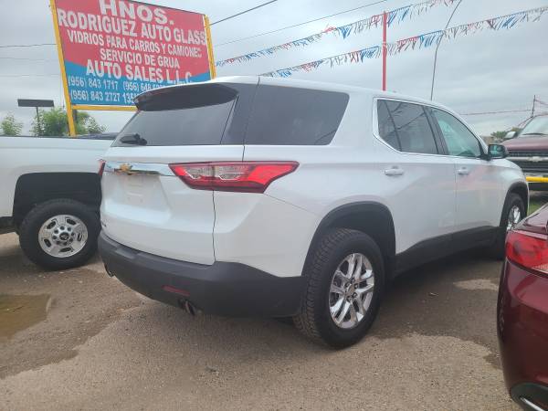 2018 Chev Traverse - cars & trucks - by owner - vehicle automotive... for sale in McAllen, TX – photo 7