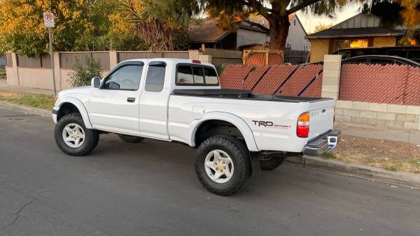 Toyota Tacoma PreRunner - cars & trucks - by owner - vehicle... for sale in Pacoima, CA – photo 9