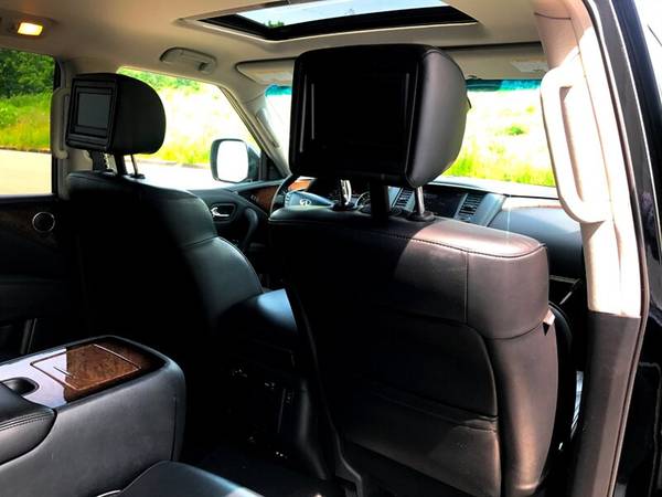 2011 Infiniti QX56 - AWD ** 2 Dvds ** Sunroof ** NAVI ** 3rd Row Seati for sale in Madison, WI – photo 16